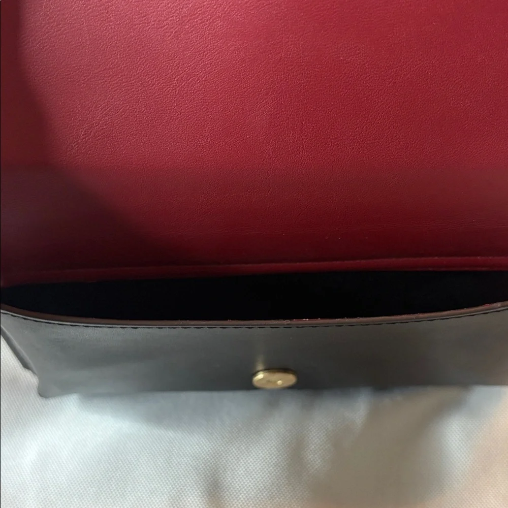 Nicole Lee crossbody - Picture 2 of 6